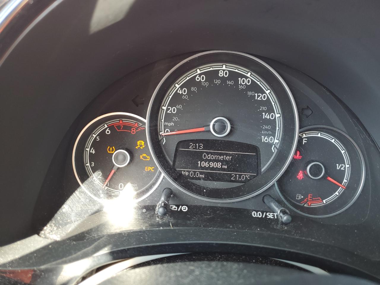 Volkswagen Beetle S Image 8