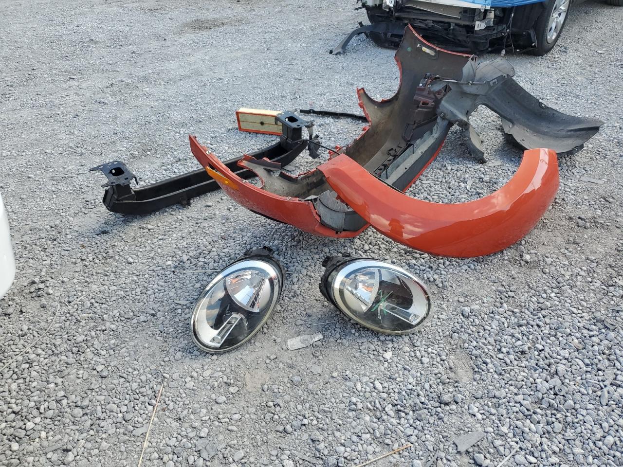 Volkswagen Beetle S Image 13