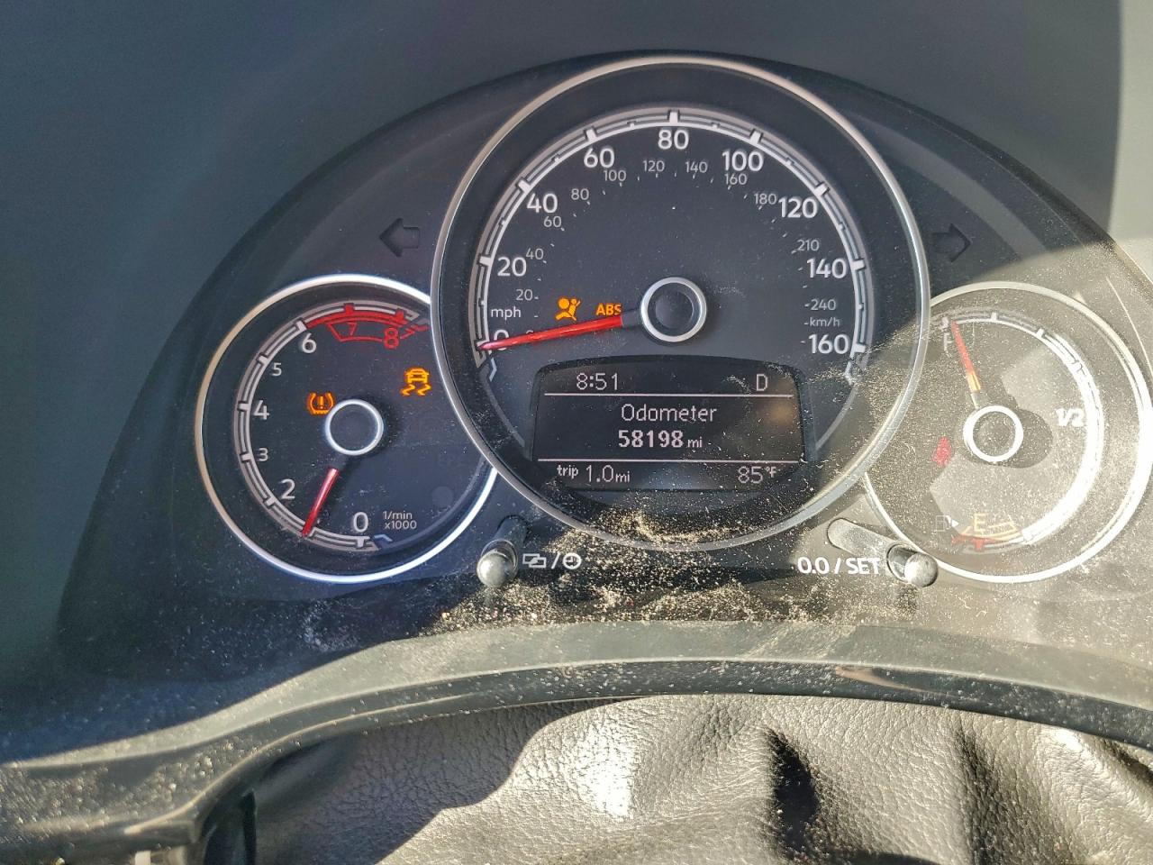 Volkswagen Beetle S Image 9