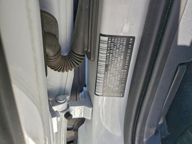 Volkswagen Beetle S Image 6