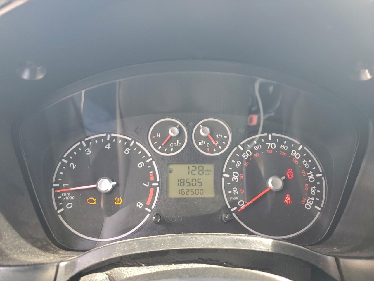 Ford Transit Xlt Image 4