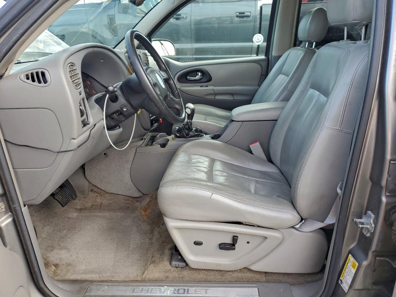 Chevrolet Trailblazer Ls Image 5