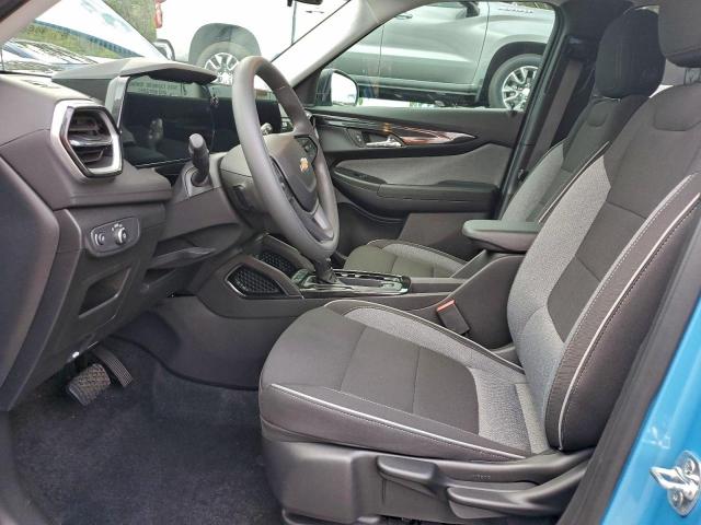 Chevrolet Trailblazer Ls Image 2