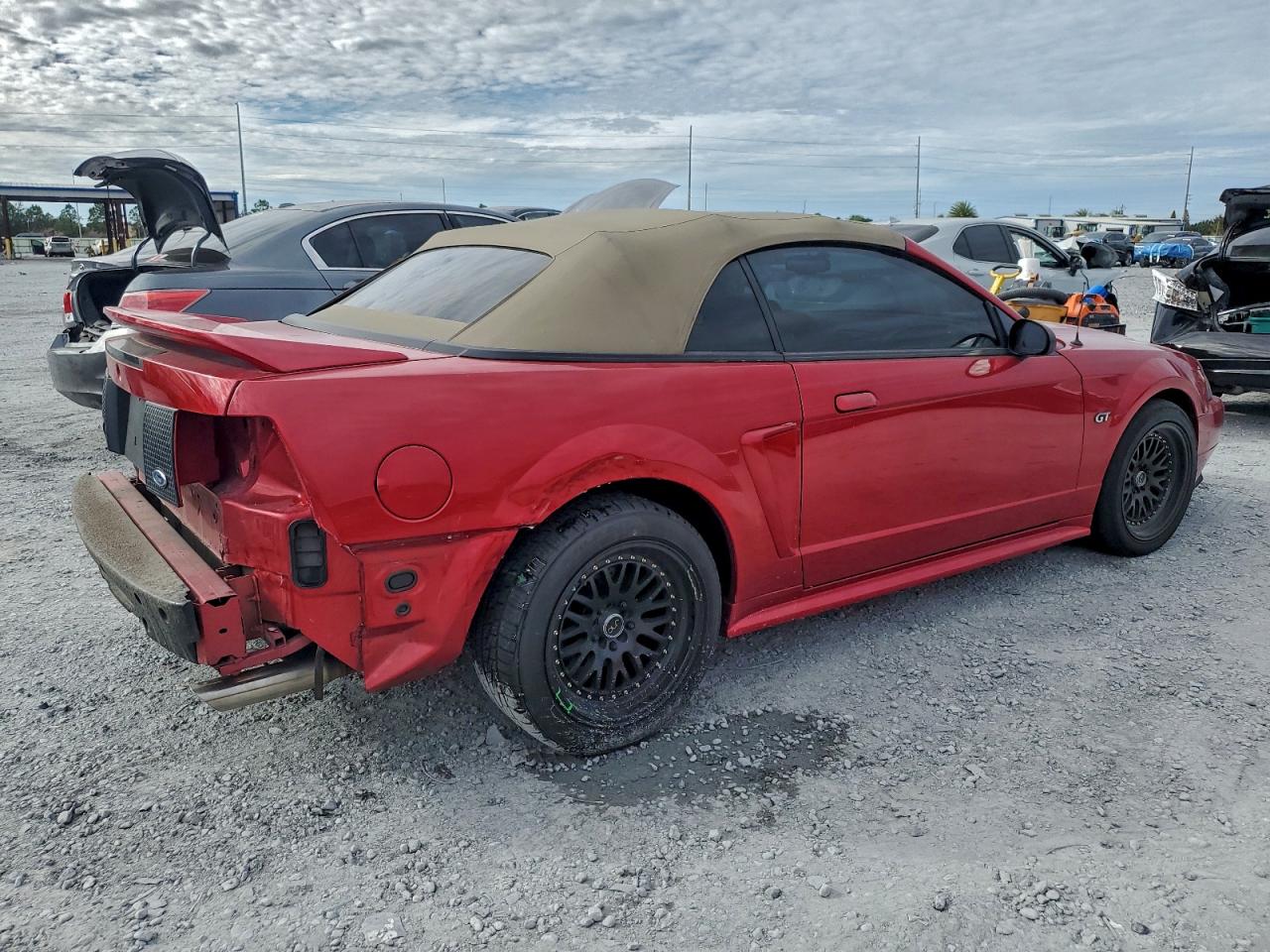 Ford Mustang Gt Image 2