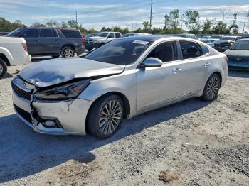  Salvage Kia Cadenza