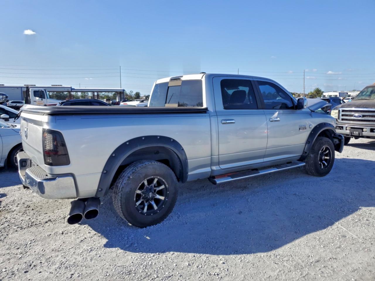 Dodge Ram 2500 Image 6