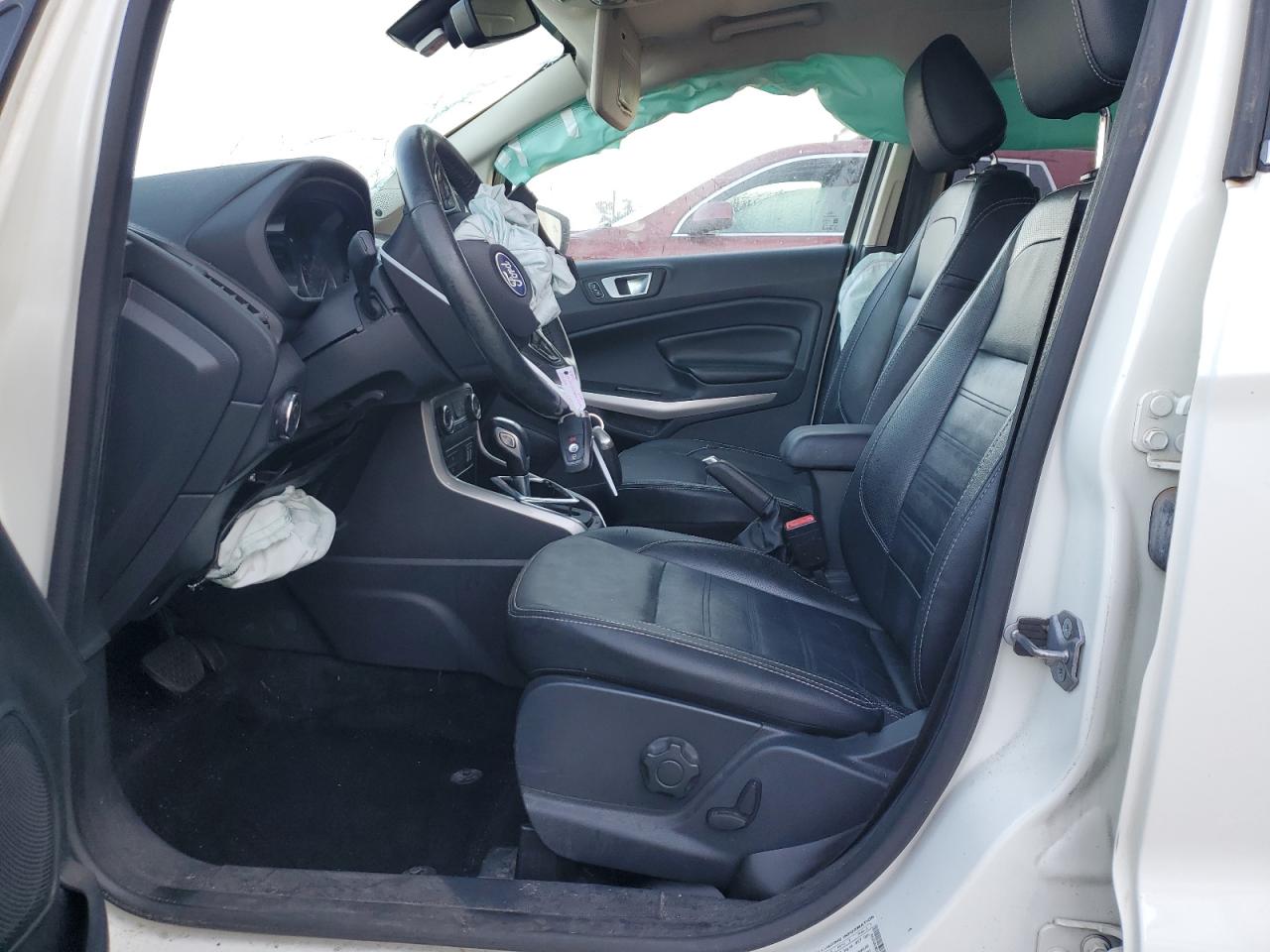 Ford EcoSport Titanium Image 3