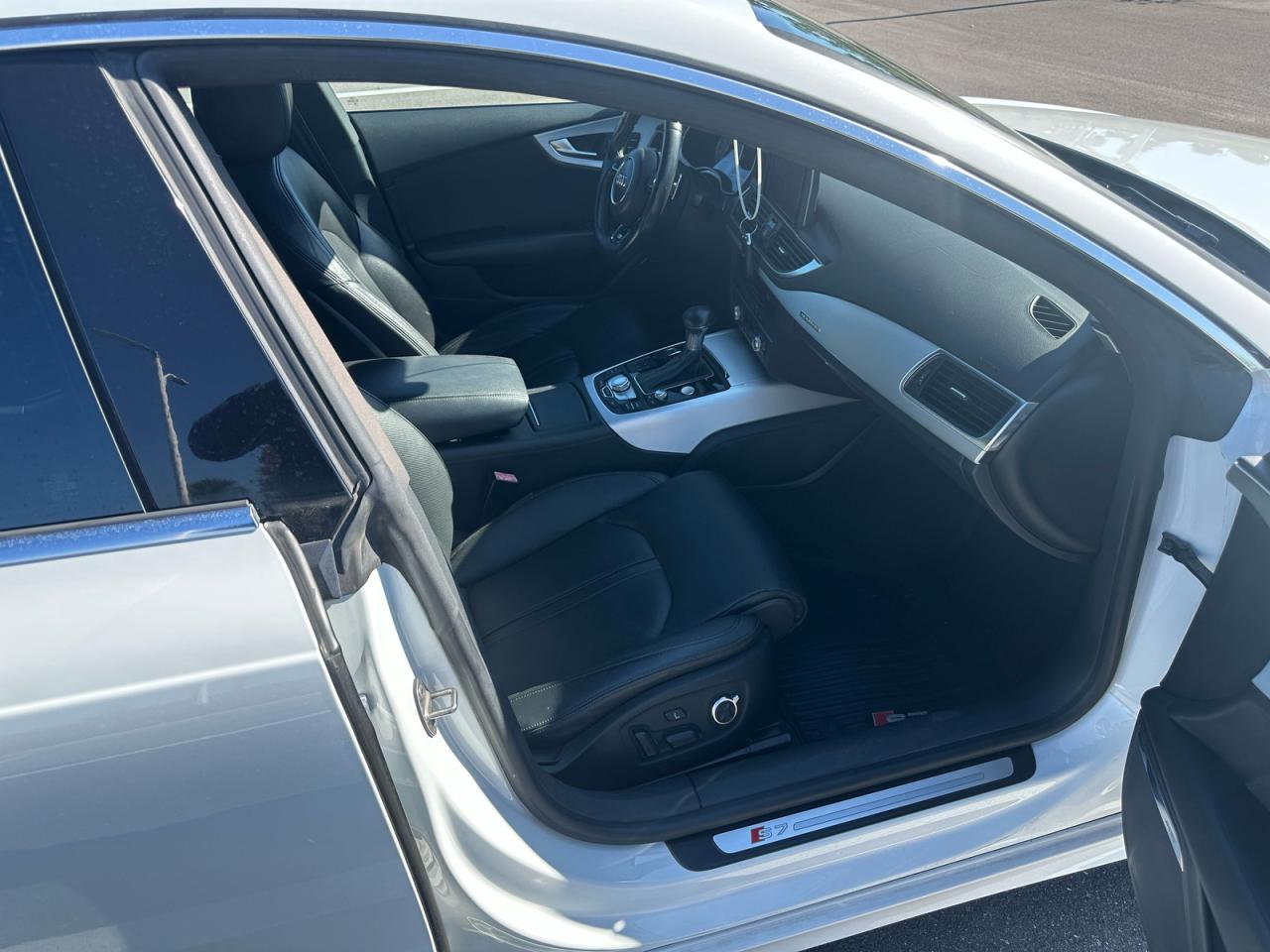 Audi S7 Premium Image 8