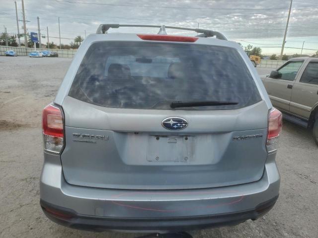 Subaru Forester 2.5i Image 4