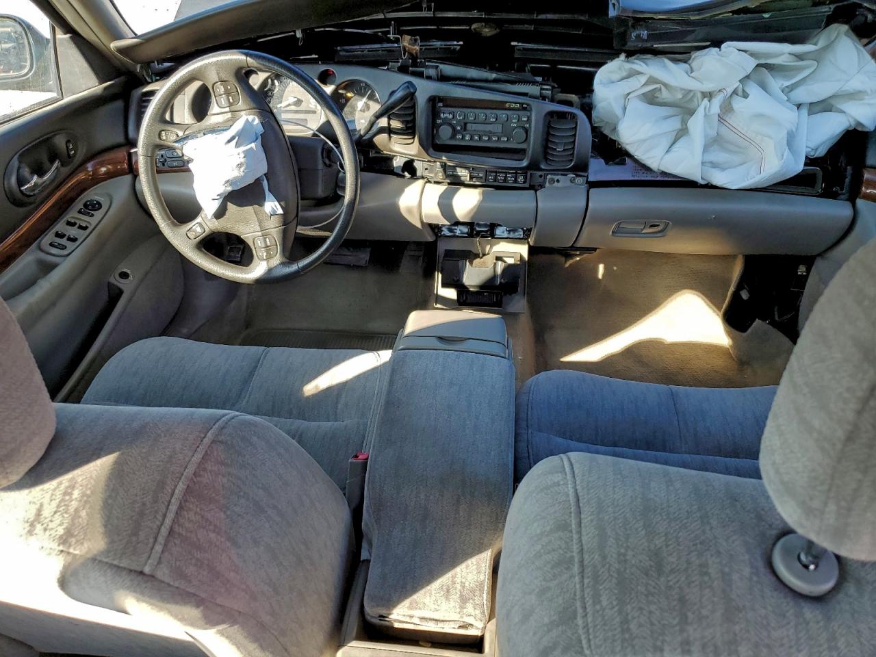 Buick LeSabre Custom Image 4