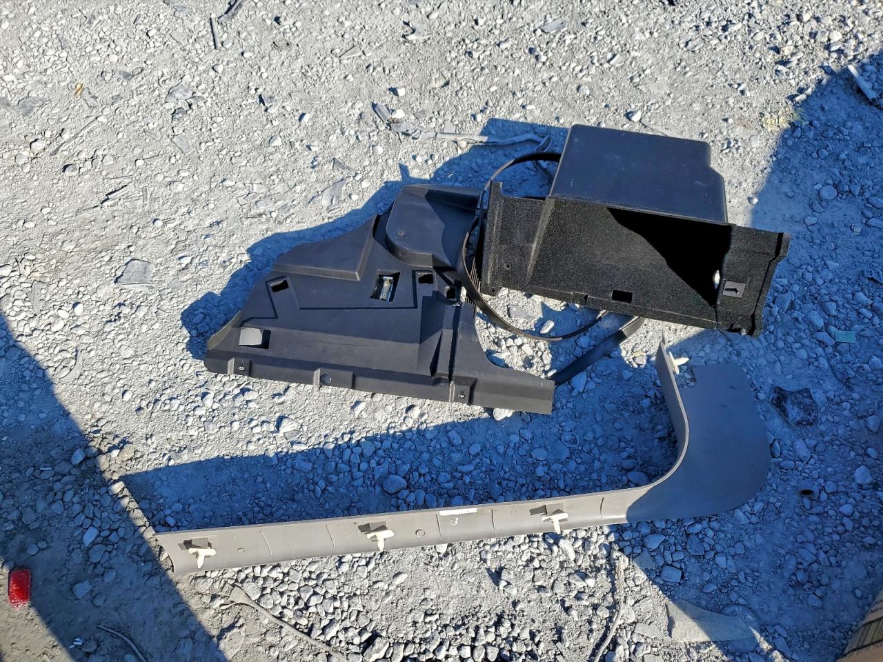 Buick LeSabre Custom Image 12