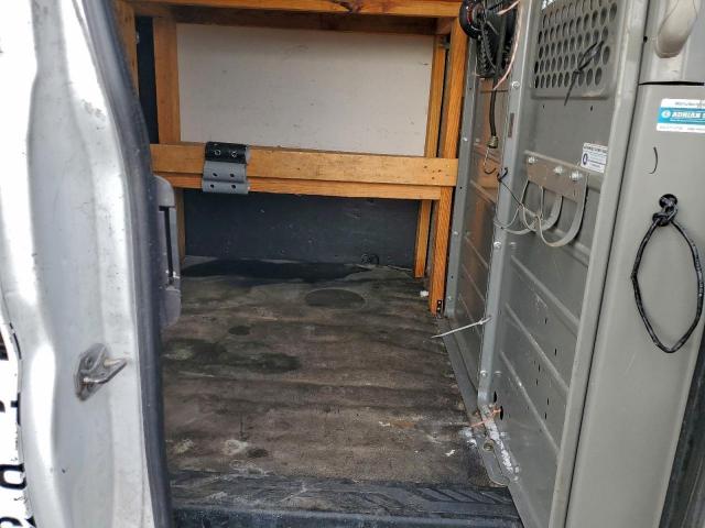 Ford Transit T-250 Image 6