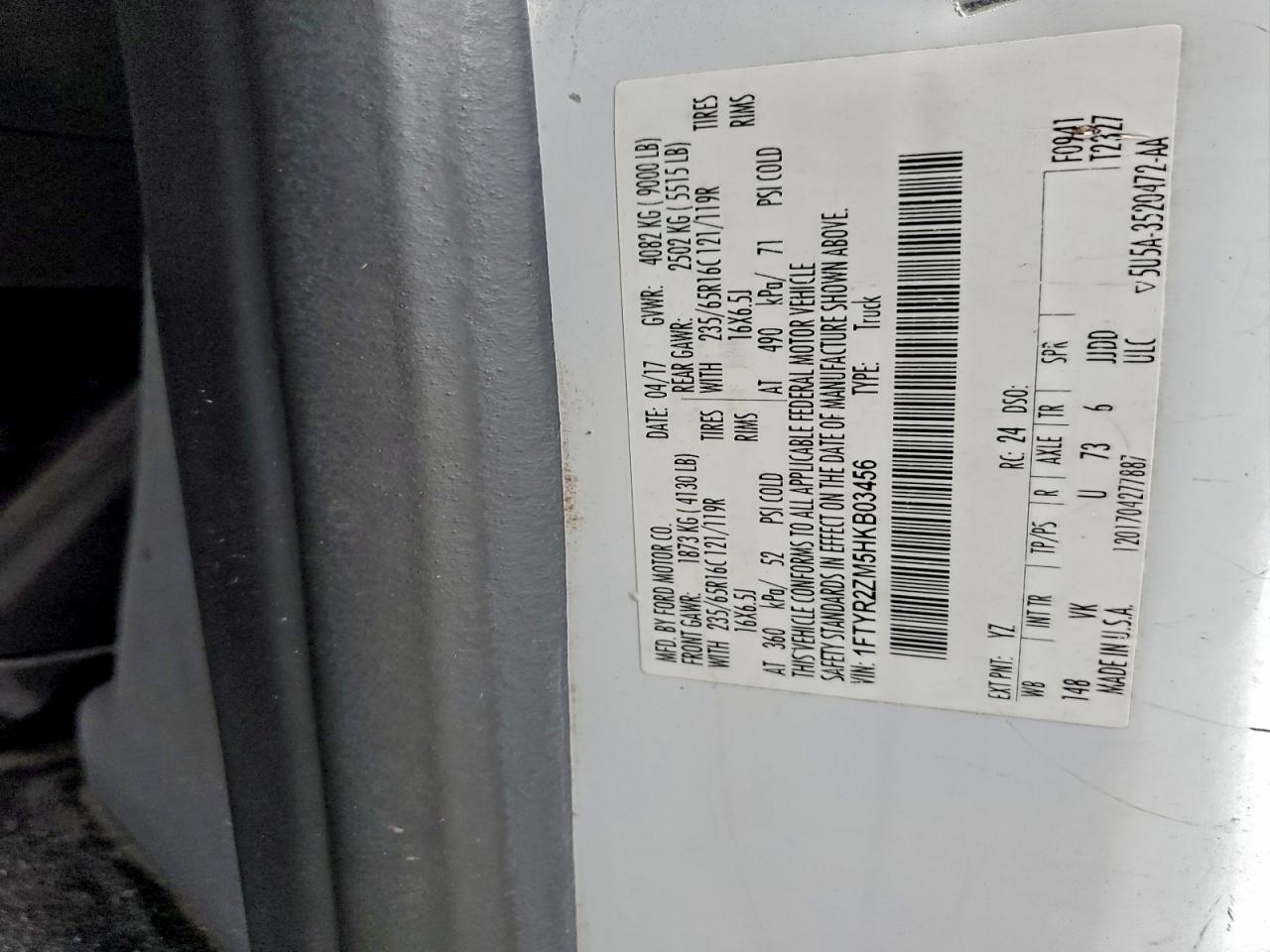 Ford Transit T-250 Image 11