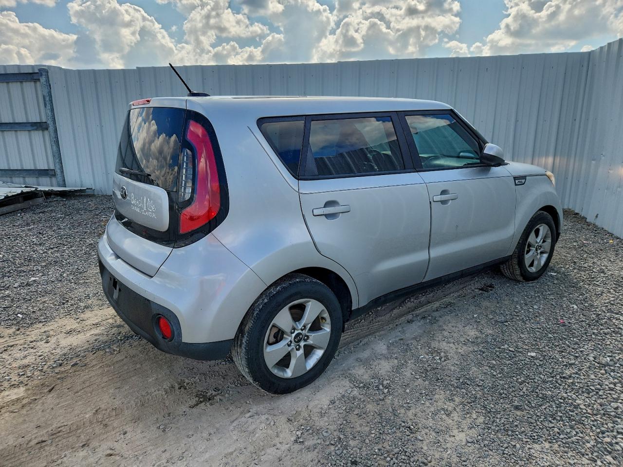 Kia Soul Image 2