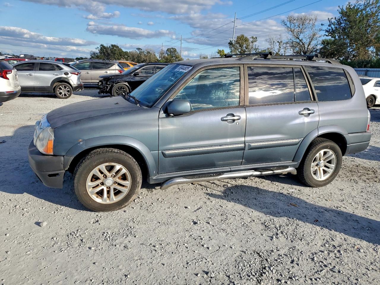 Suzuki XL7 Ex Image 1