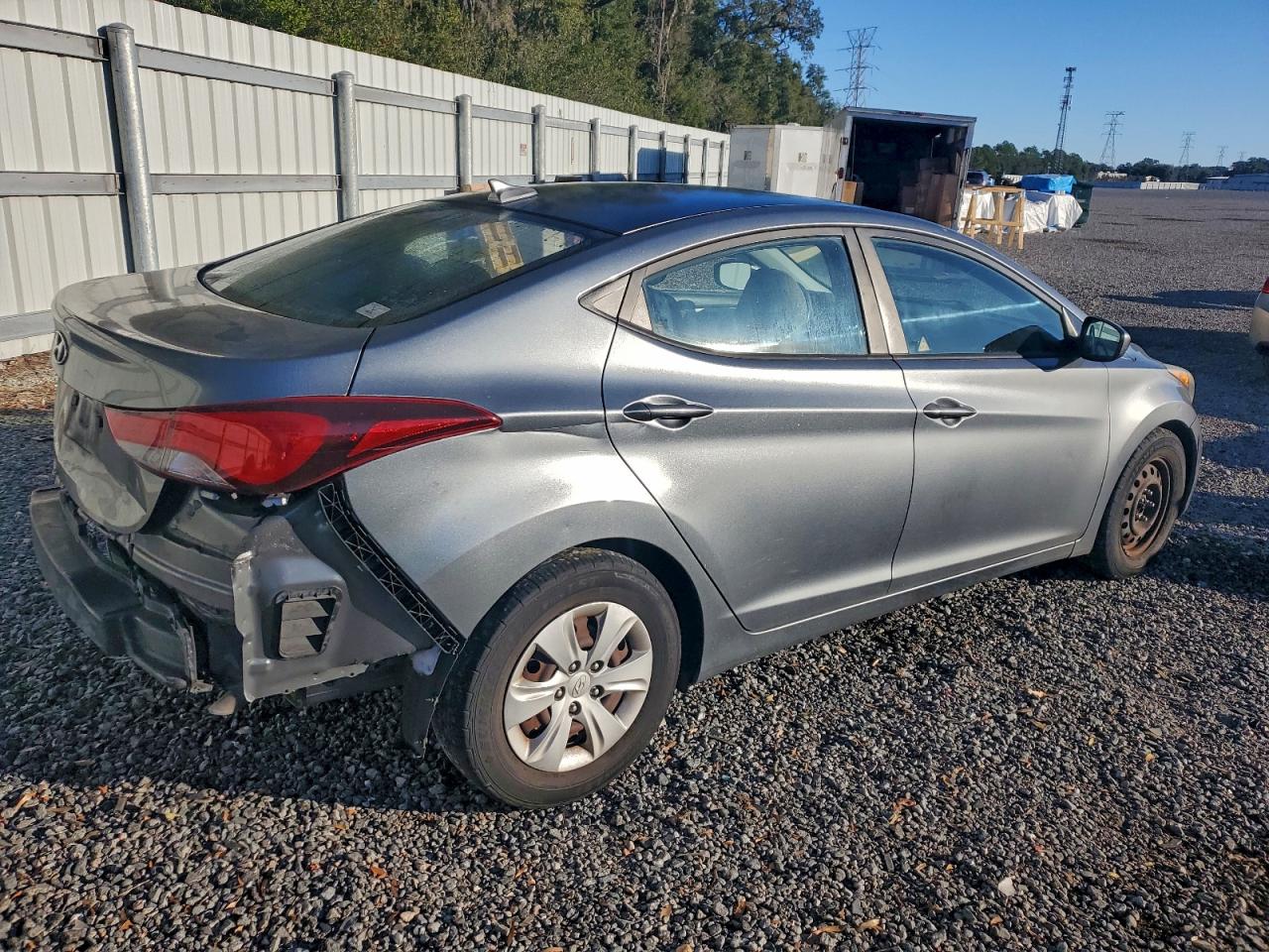 Hyundai ELANTRA Se Image 3