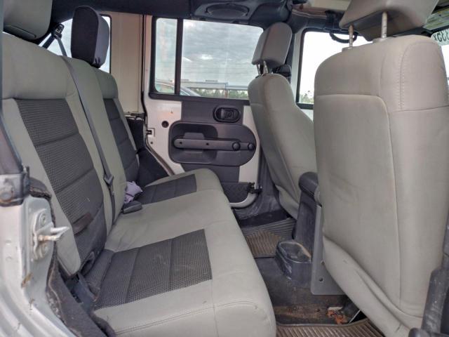 Jeep Wrangler X Image 10