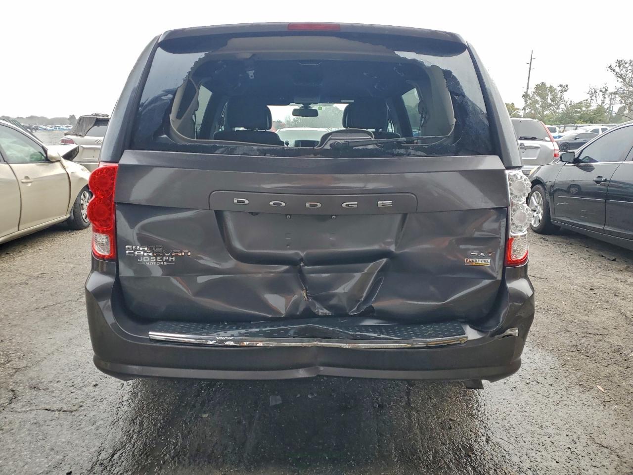 Dodge Caravan Sxt Image 10