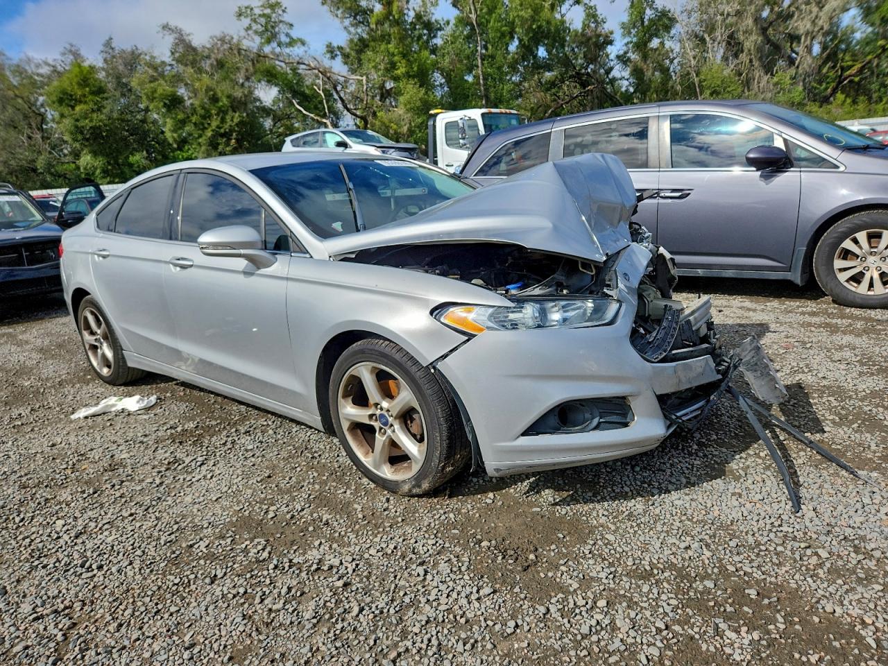 Ford Fusion Se Image 12