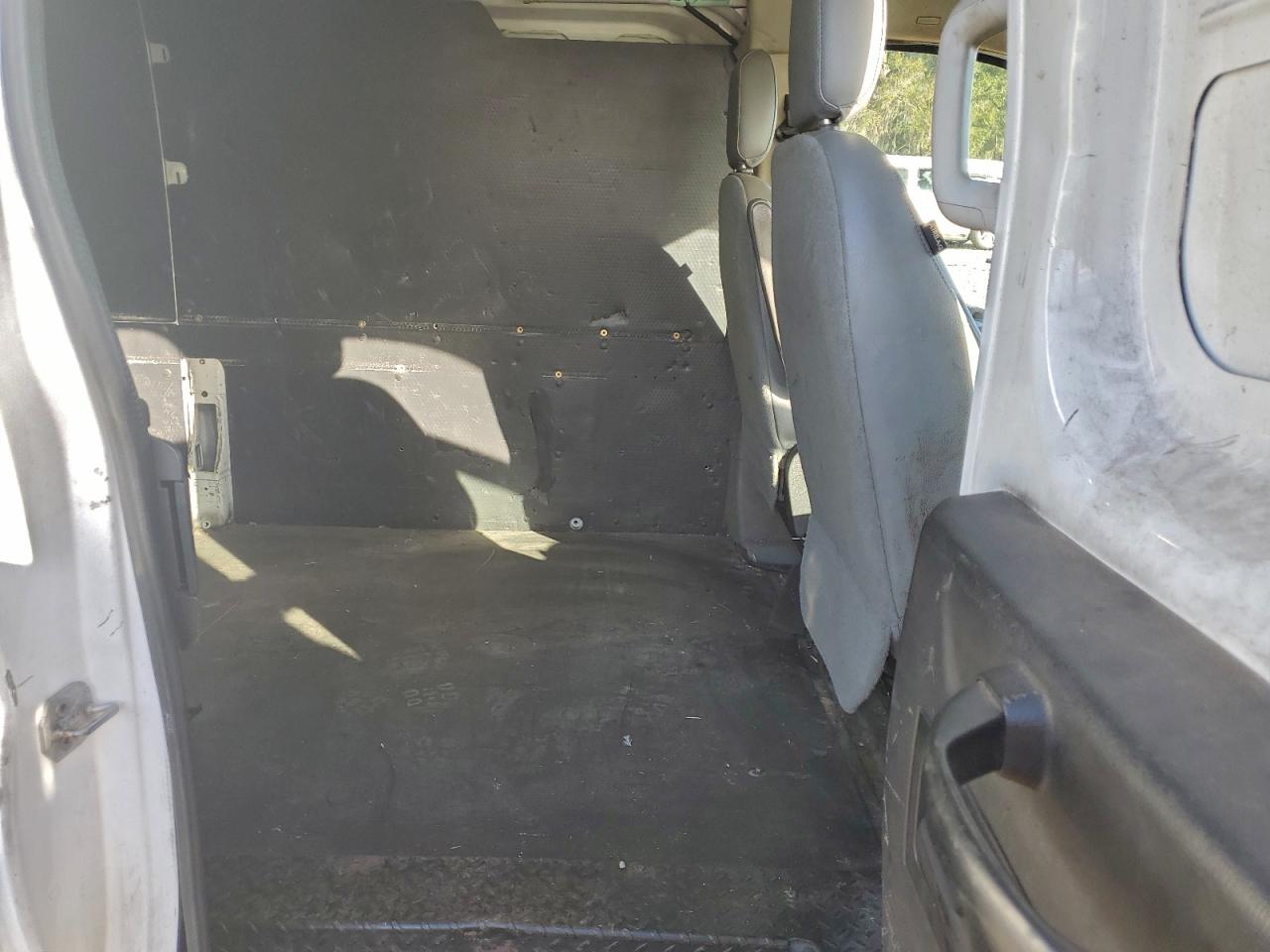 Ford Transit T-350 Image 5