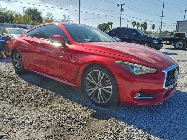 INFINITI Q60 Luxe Image 3