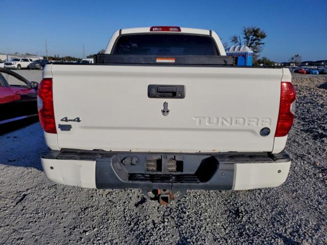 Toyota Tundra Crewmax 1794 Image 12