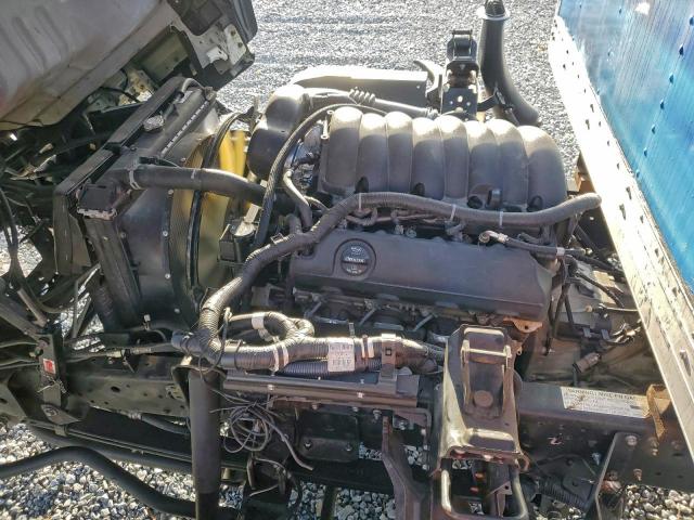 Chevrolet 3500 Image 13