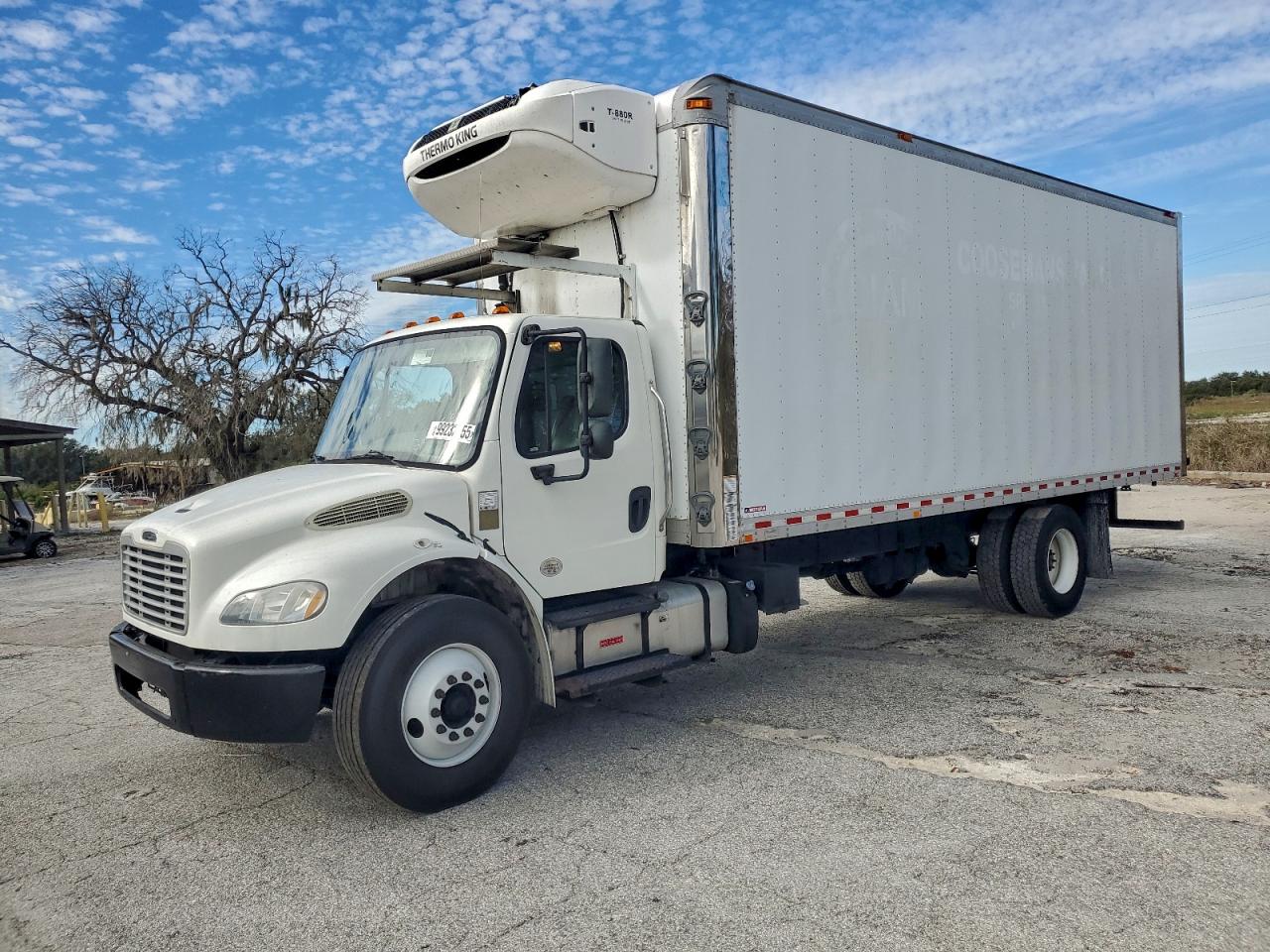 Freightliner M2 106 Medium Duty Image 1