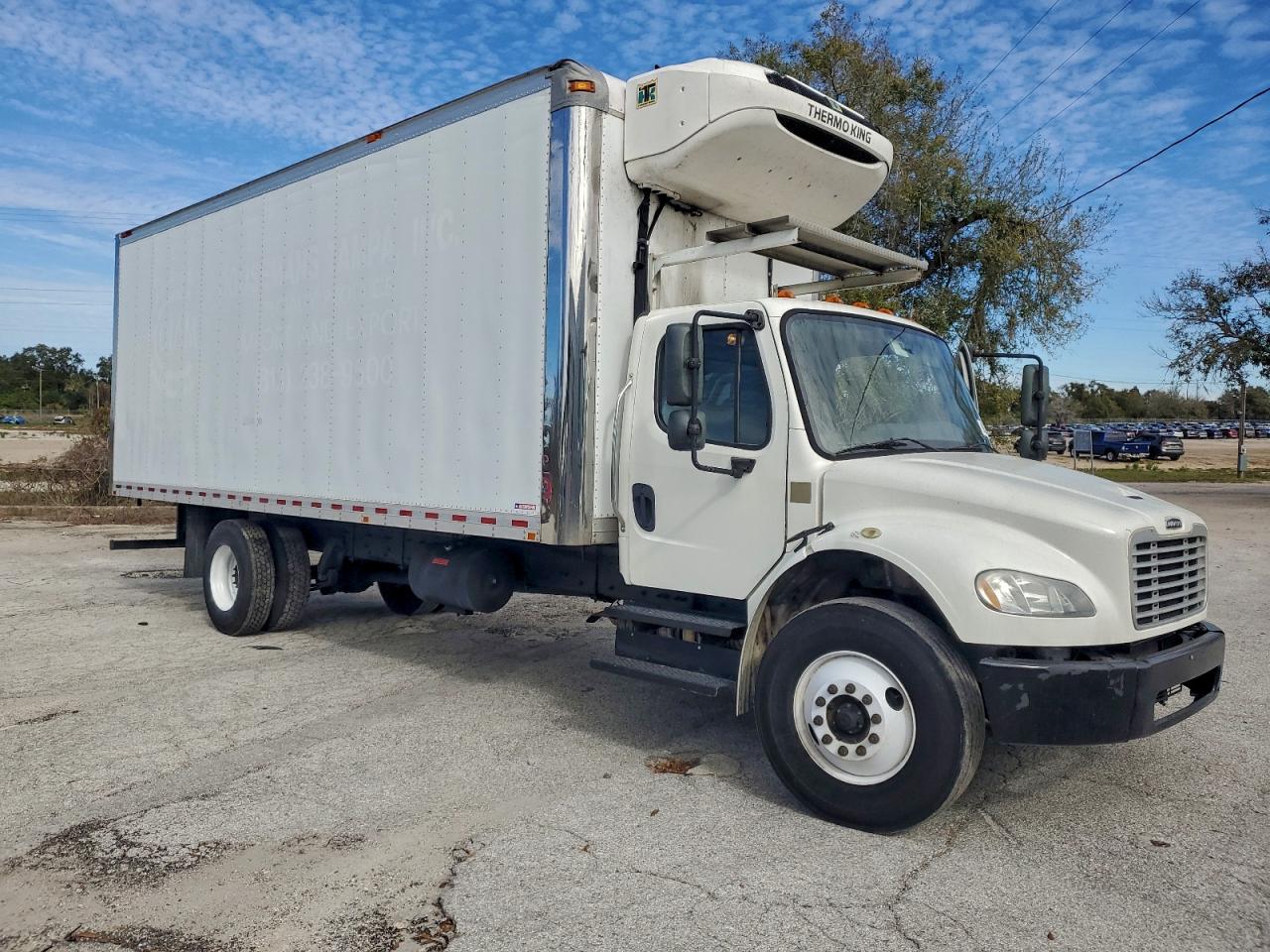 Freightliner M2 106 Medium Duty Image 5