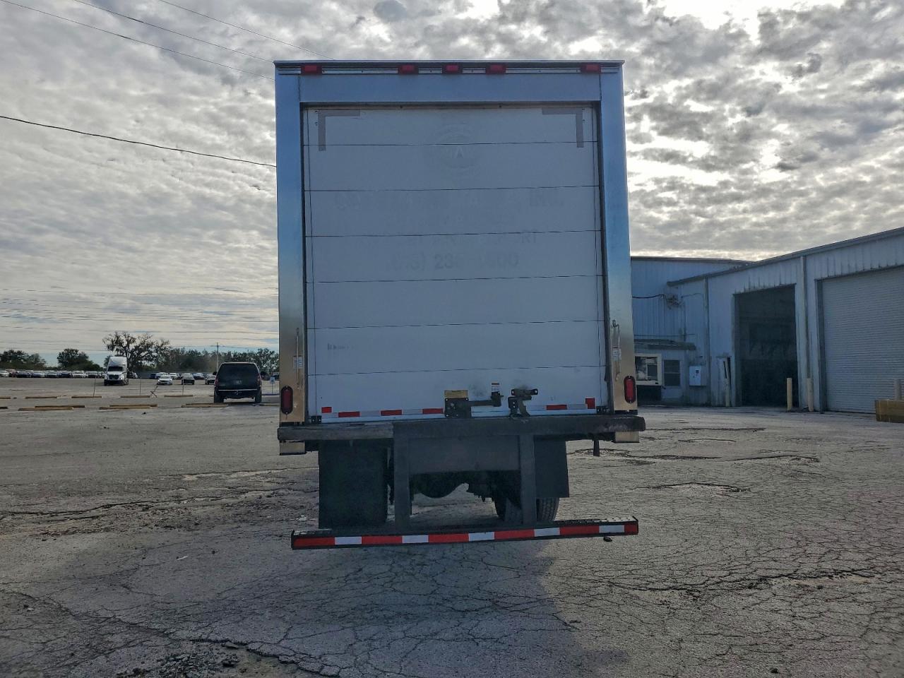 Freightliner M2 106 Medium Duty Image 13