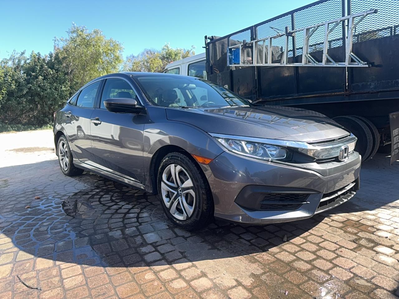 Honda Civic Lx Image 1