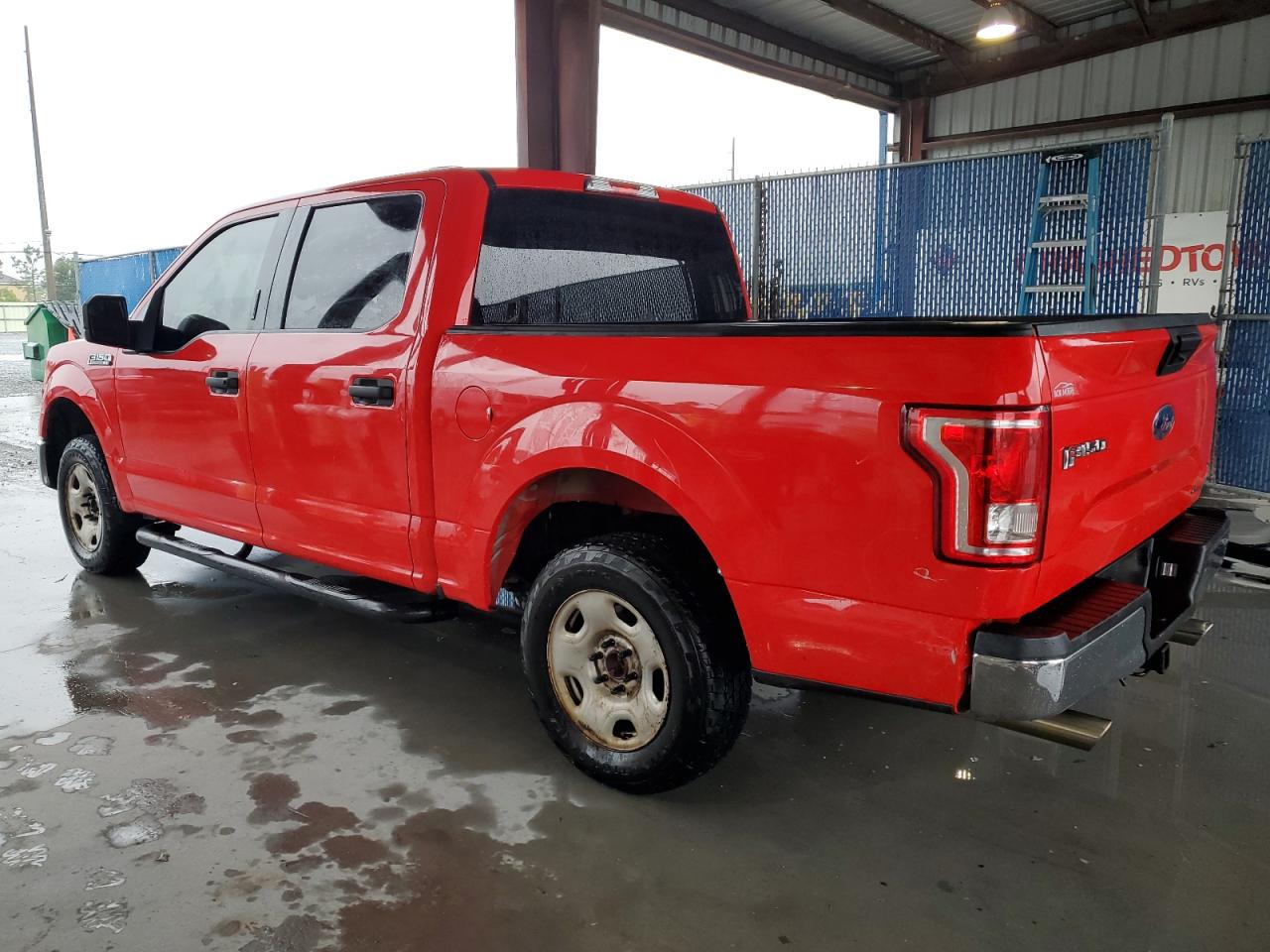 Ford F-150 Supercrew Image 4