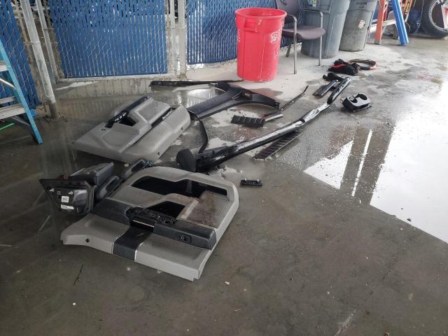 Ford F-150 Supercrew Image 3