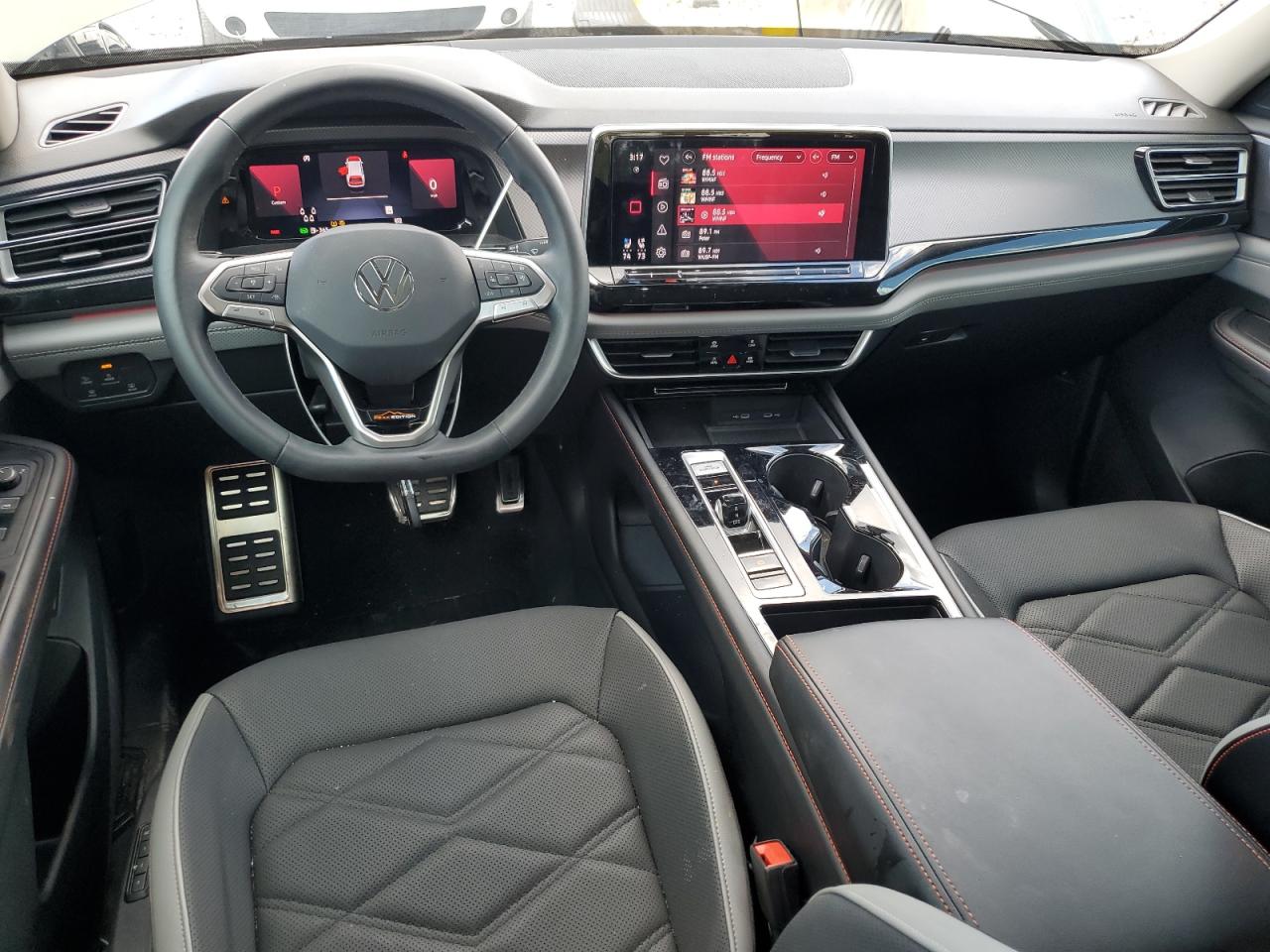 Volkswagen Atlas Peak Edition Sel Image 9