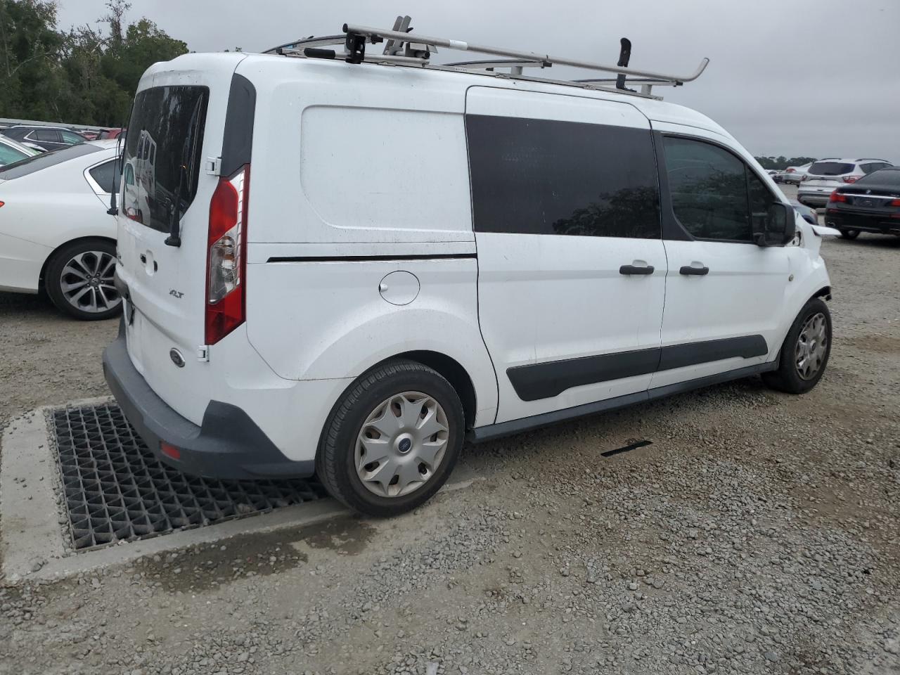 Ford Transit Xlt Image 6