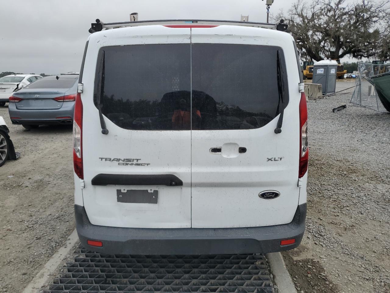 Ford Transit Xlt Image 5