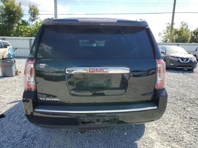GMC Yukon Denali Image 4
