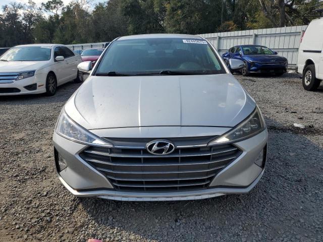 Hyundai ELANTRA Sel Image 10