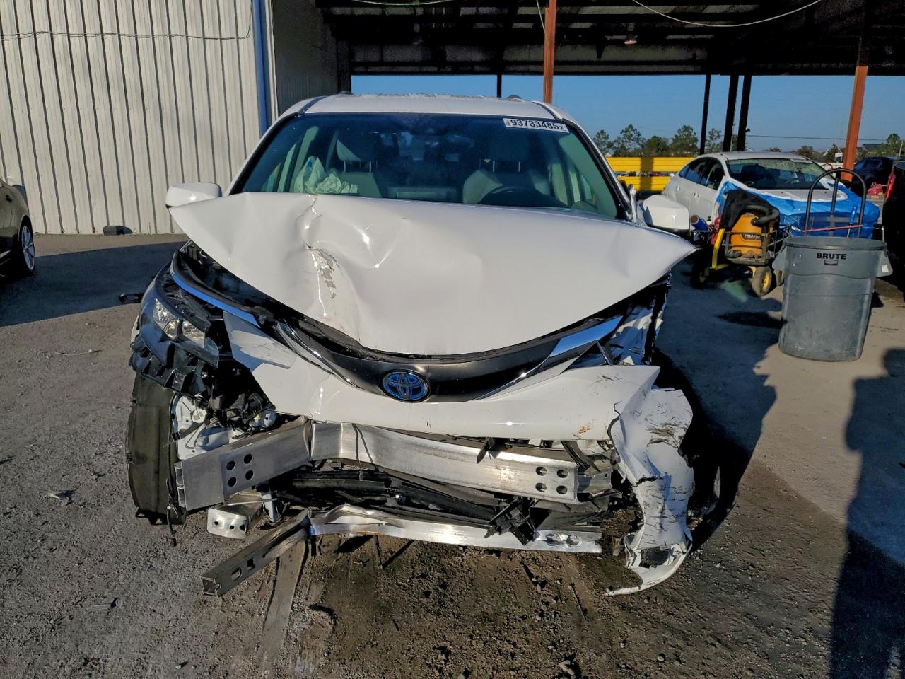 Toyota Sienna Le Image 5