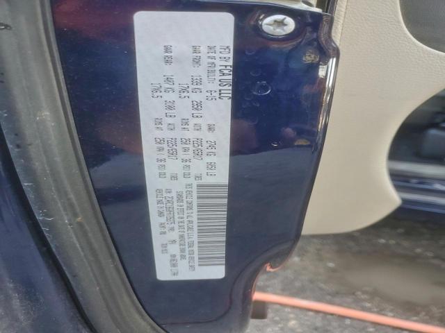 Chrysler Minivan Touring Image 13