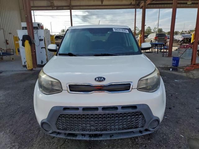 Kia Soul + Image 12