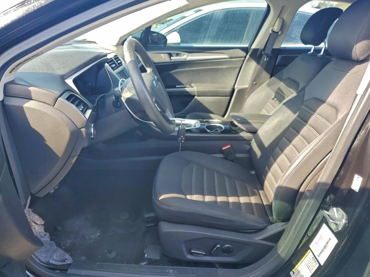 Ford Fusion Se Image 5