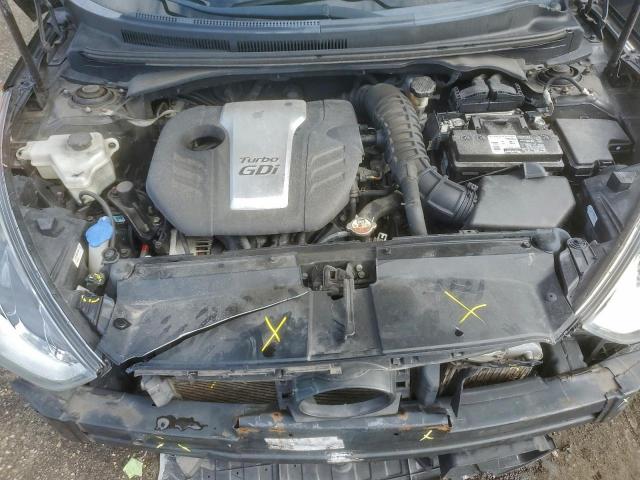 Hyundai VELOSTER Turbo Image 8