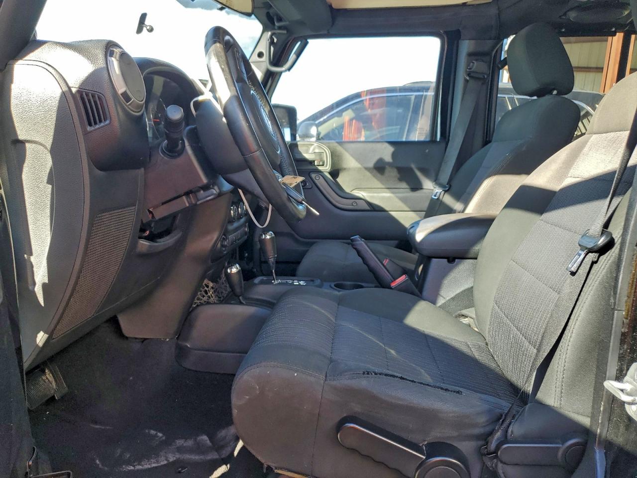 Jeep Wrangler Sport Image 12