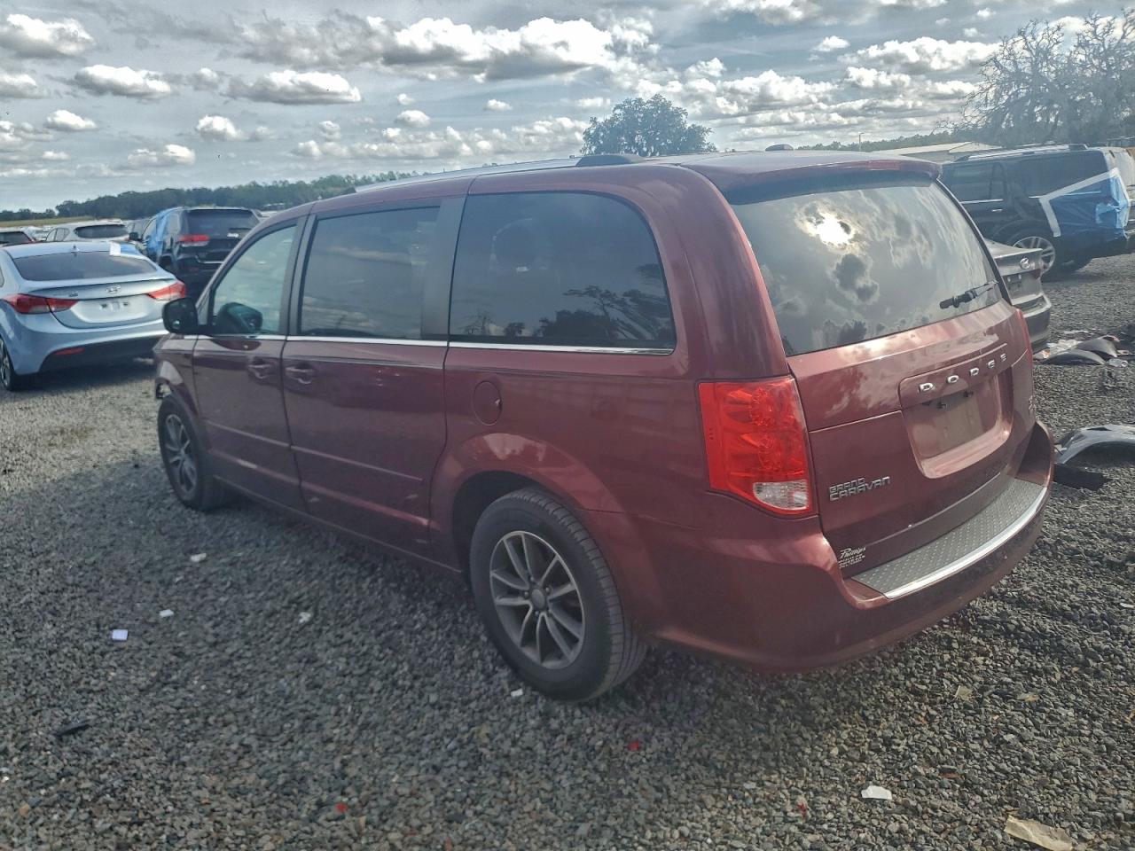 Dodge Caravan Sxt Image 10