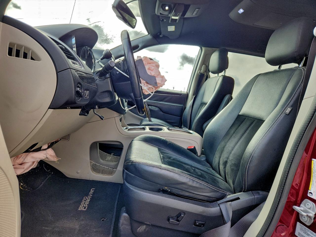 Dodge Caravan Sxt Image 3