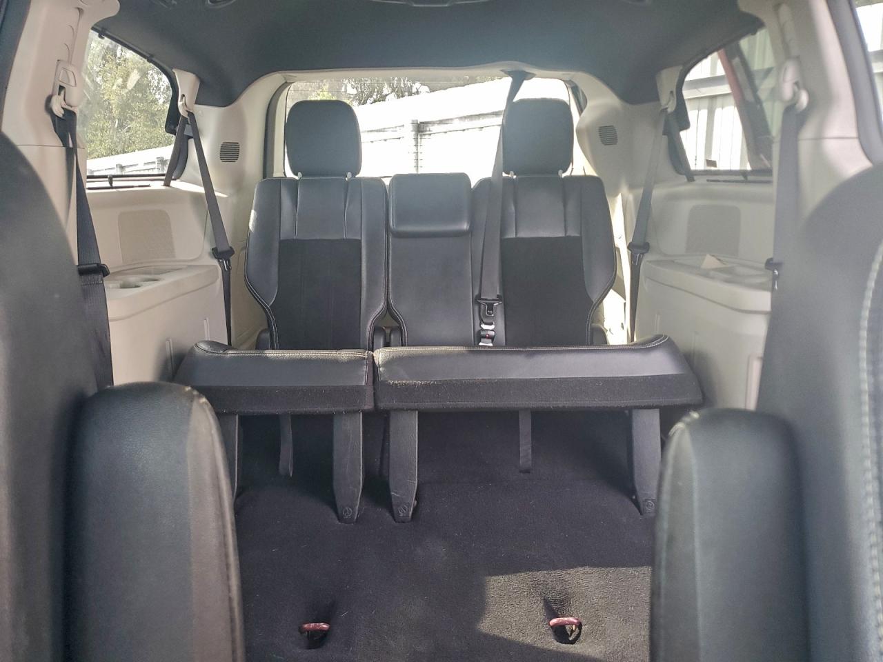 Dodge Caravan Sxt Image 6