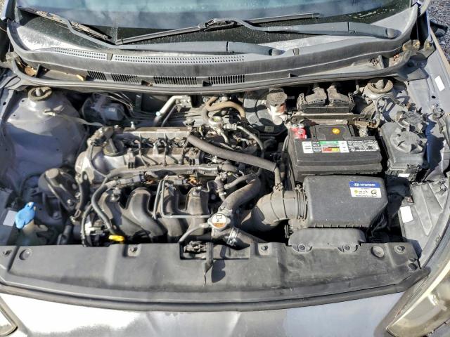 Hyundai ACCENT Se Image 12