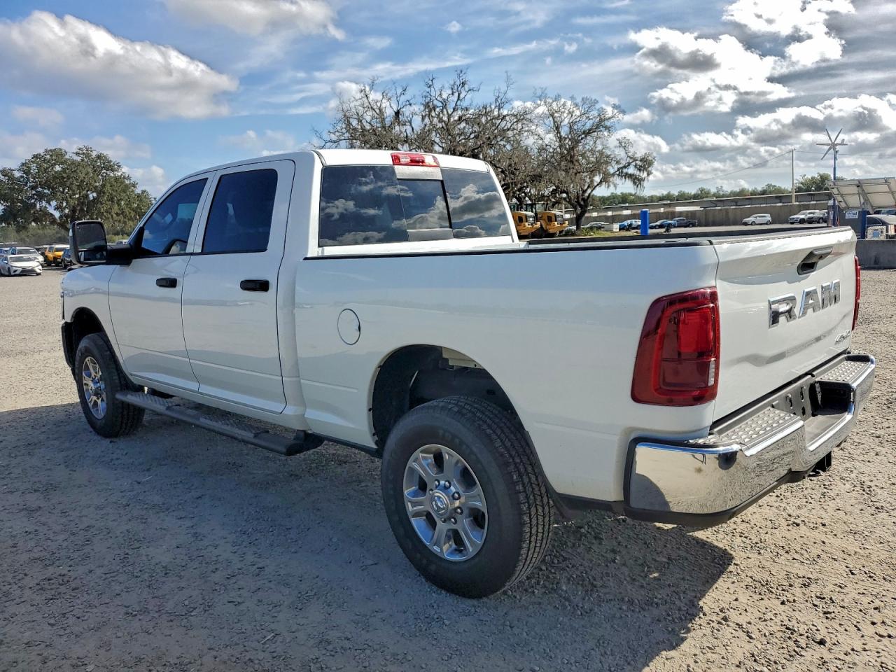 Ram 2500 Tradesman Image 6