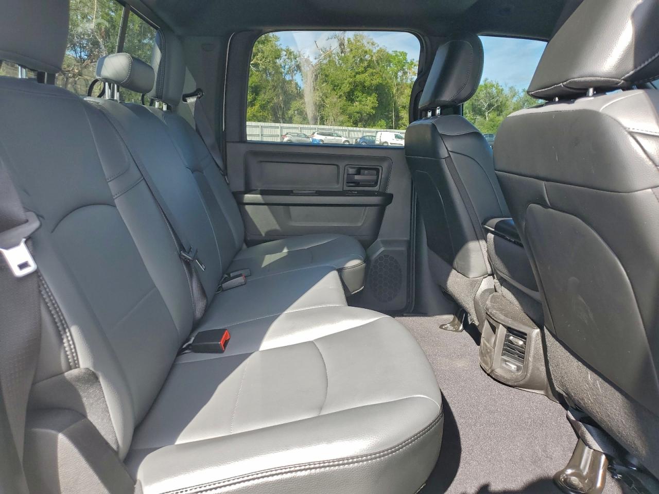 Ram 2500 Tradesman Image 9